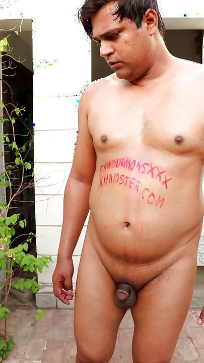 Pakistani Gandu Gay Boy Waqas Love to Show Big Ass in Multan