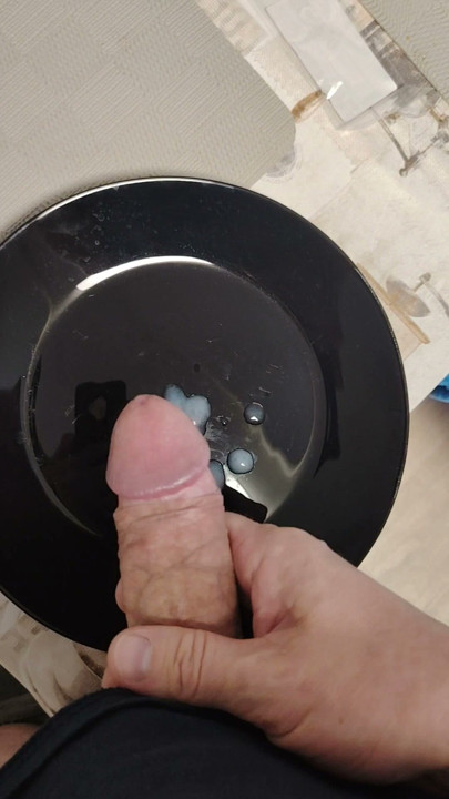 Cumming on a plate
