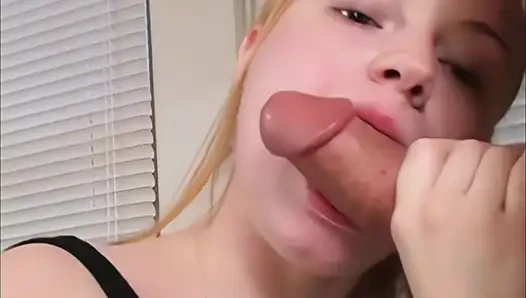Desperate Amateurs Куш и Шайла сосут член и получают огромную порцию спермы на их хорошенькое лицо