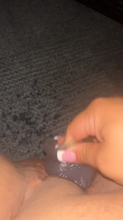 Barely Legal Slut Squirts Everywhere
