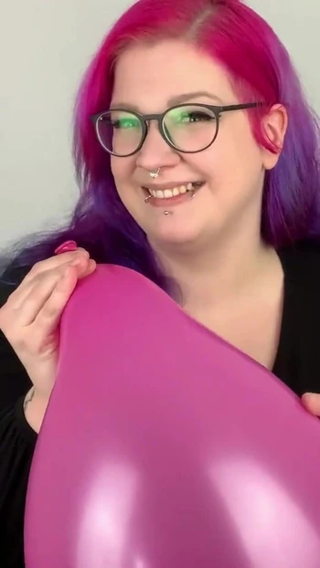 Must-see moment from "Balloon : Blow to Pop with German Goth Abby Strange - Looner"