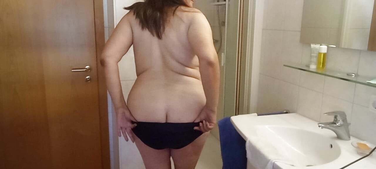 German BBW MILF 53 with natural tits & soft belly takes a shower
