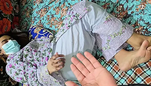 Hintli kadın amatör çift net pakistanlı urduca ses