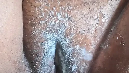 Tatlı zenci iri güzel mara egzotik kremsi sulu amcık sikişi