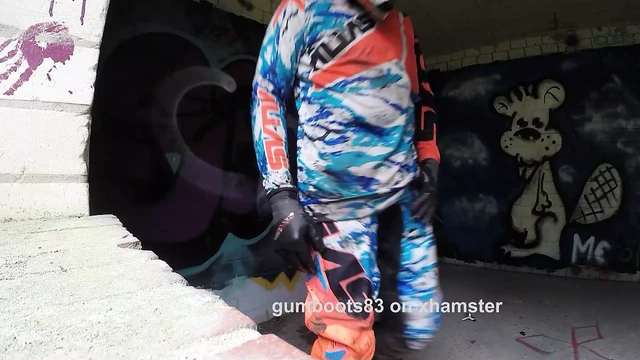 Cross MX Gay with Rubber Mask and MX Helmet