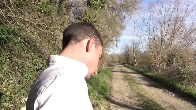 Outdoor FFM Threesome