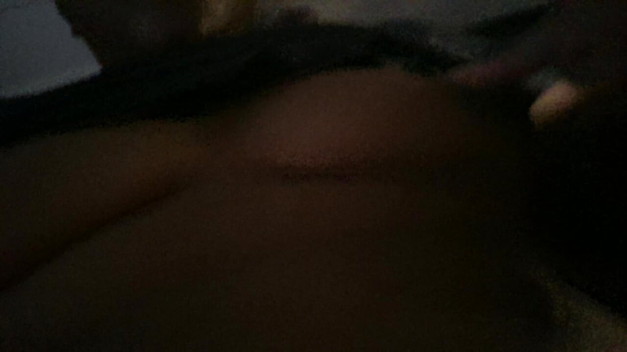 Đêm khuya bbw trans enby thủ dâm