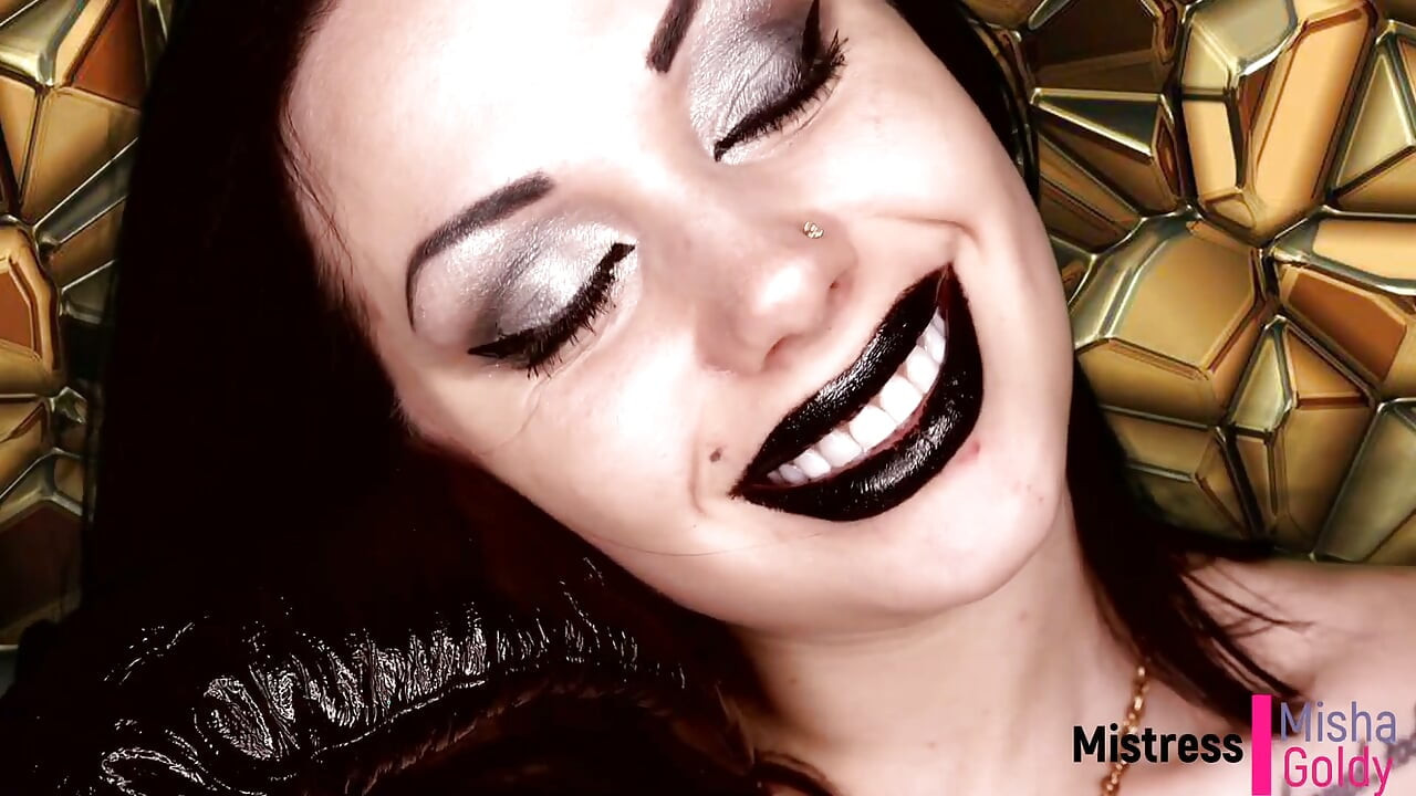You Dont Had Permission to Wank to Other Models! Devour & Executrix!