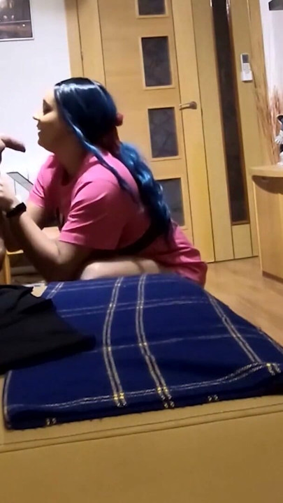 Bulma sloppy blowjob cosplay dragon ball | Clip 1