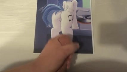 Vinyl Scratch Cum Tribute for FuckPhones