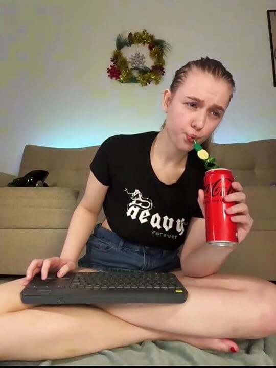 Close up cumming on ur face with jucielussie