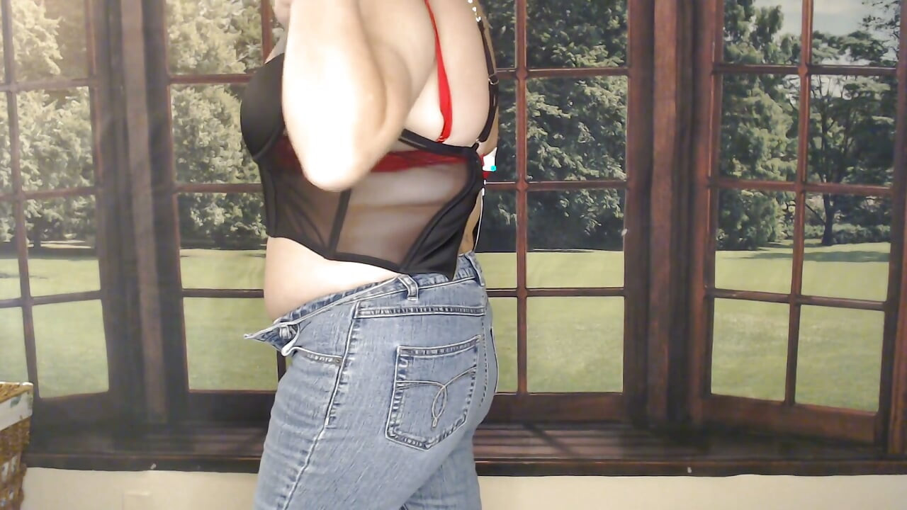 To Chubby for Tight Jeans Struggle
