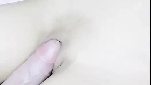 Thai: Papi, jemand hat mich beim masturbieren gefunden und mich mit sperma gefüllt.
