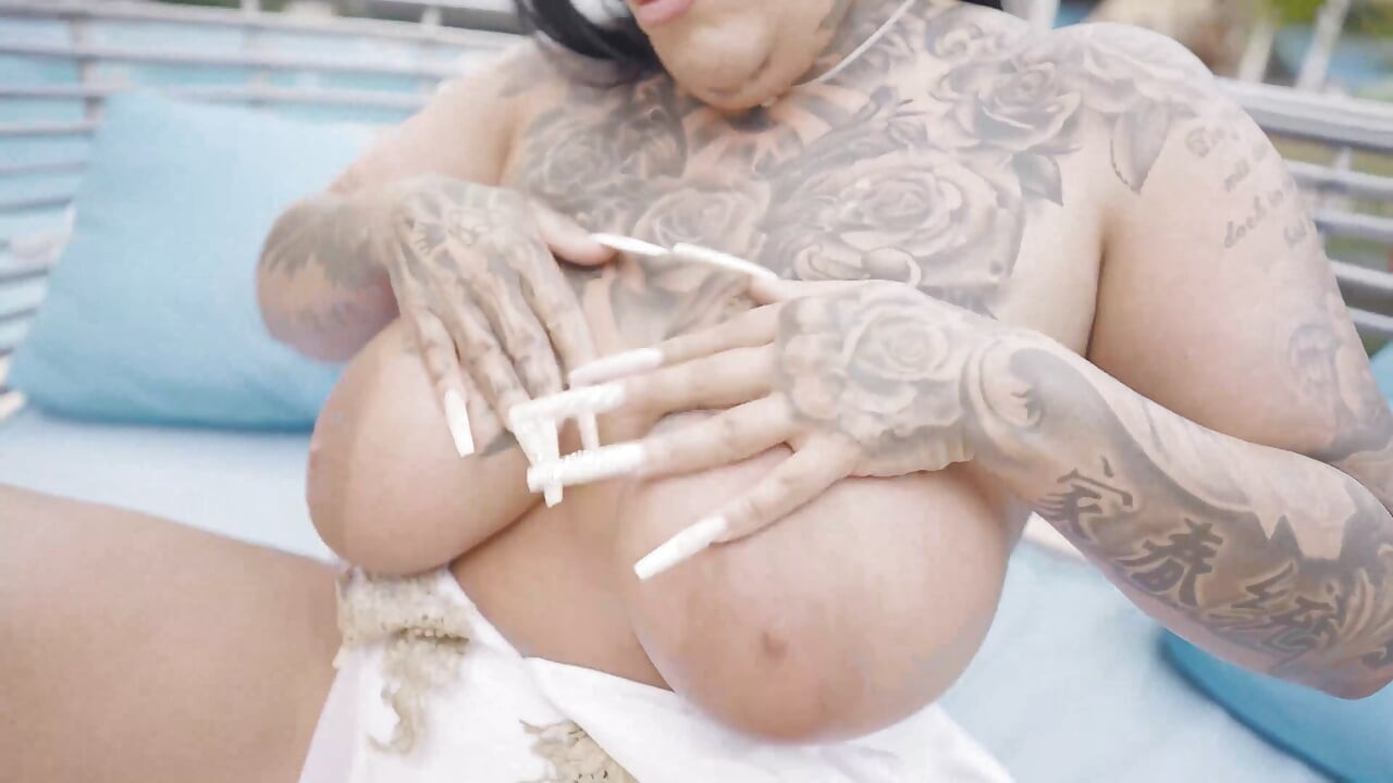 Chubby with Big Tits Jerks off to Orgasm by the Pool
