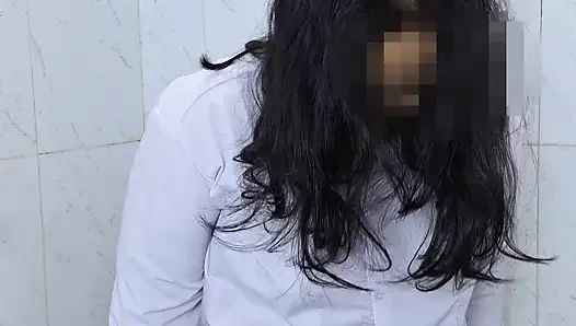 Hijab Schoolgirl 18+ Strips Off Her Uniform and Scrub Her Body to Make Her Skin Like A Porn Star After Class - Minokiiko