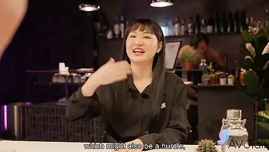 Av idol Joan iş üstünde sikiliyor