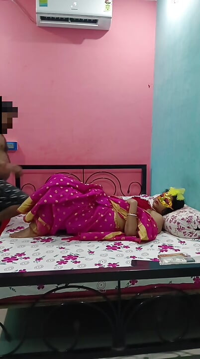 Real a xHmster Boy contact and arrange a room and fucked Desi Hot Bengoli wife secretly