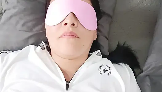 OHNE STIL UND MIT HÖSCHEN AN DEN BEINEN BIN ICH MEINE COUSINE SCHULMÄDCHEN+18