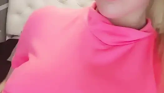 Красивый оргазм заканчивается весь мокрый, как если вам нравится и комментировать!