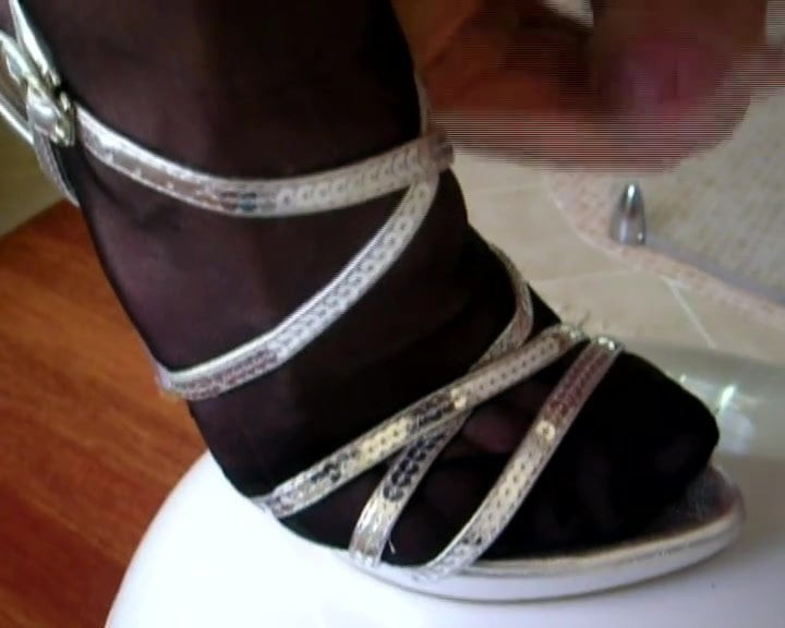 cum sandals