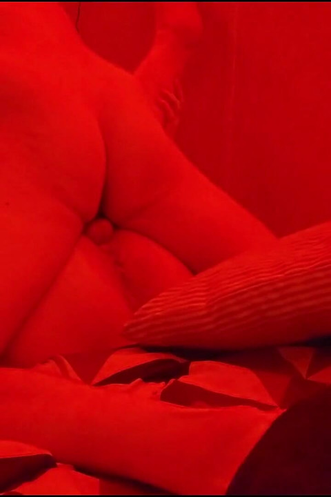 Blowing a Load on Curvy BBW Slut