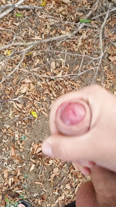 peeing on the side of the road and then big cum.