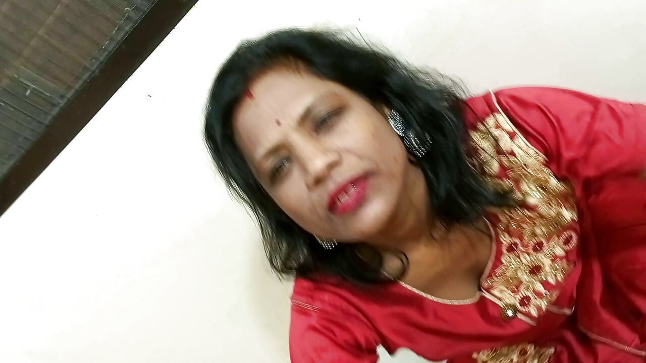 Atriz de Mumbai Mastani a Fazer Boquete e a Ser Fodida com o Realizador em Casa