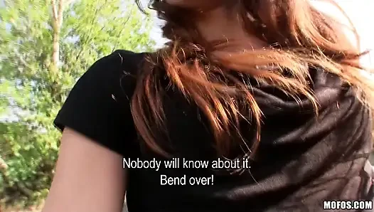 Public Pickups - Brunnete Aimee Ryan bekommt eine kleine arsch-zu-Mund-action