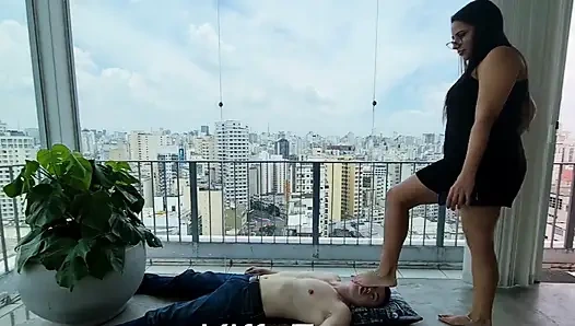 Si cantik kiffa si bos bejat ep 5 - nginjak karyawannya untuk nginjak-injak