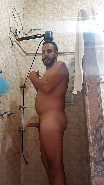 Exhibitionist