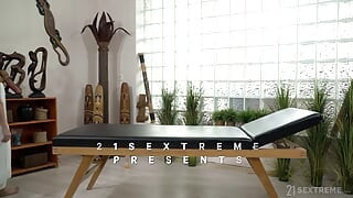 21 Sextreme