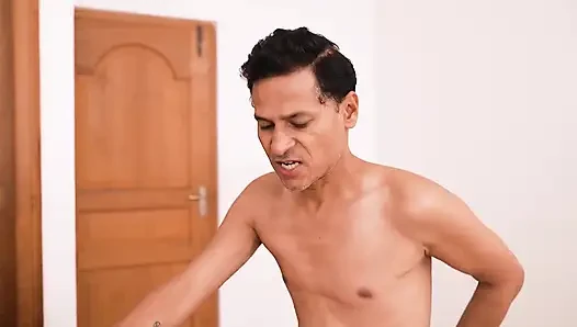 En iyi iki freind teyzelerini sikiyor, sert bir üçlü seks hikayesi