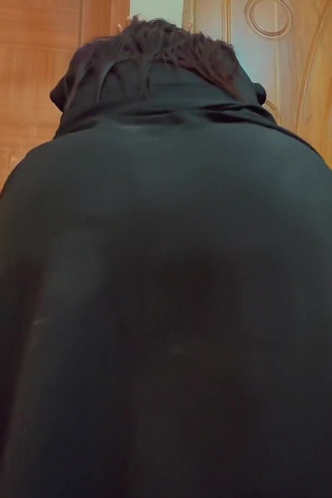 Huge Hanging Fat Boobs & Big Ass Arab Hot Stepaunty Want Fuck From Neighbor When Her Husband Go to Market!