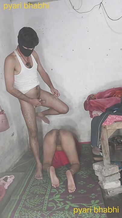 Sister-in-law started screaming when the whole cock was put in her pussy in doggy style, Desi Housewife's hard fucking Hindi Audio