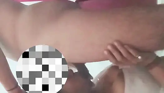 Birkaç gün önce evlenen ateşli hintli desi yenge (baldız) kocasının genç erkek kardeşiyle seks yaparken yakalandı