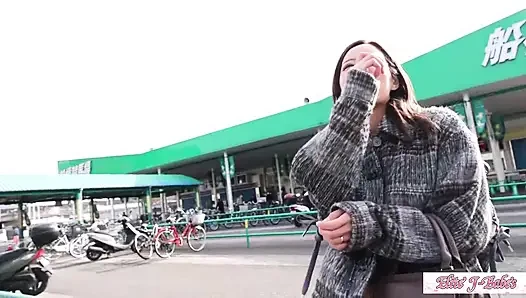Quiet yet Licked Moans Leak Sensitive Body Blowjob Swallow Finish