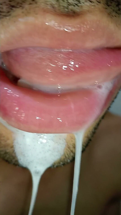 I LOVE CUM IN MY MOUTH, TONGUE LONG TONGUE, KISS, SIX PACK, FITNESS GYM, SUBMISSIVE, WOMEN'S LINGERIE | Clip 1