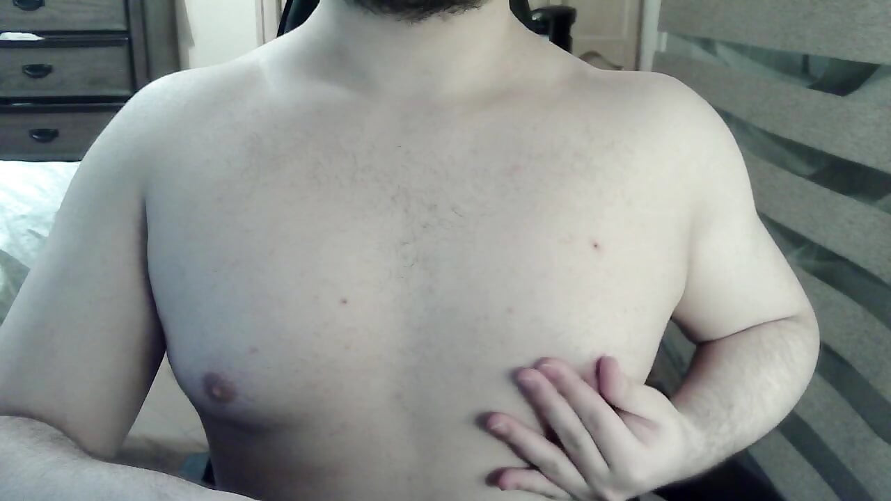 Hot camboy works his legs and nipples