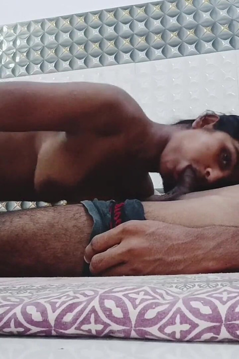 Istri rambut panjang desi seks hardcore yang penuh gairah - misionaris & gaya doggy