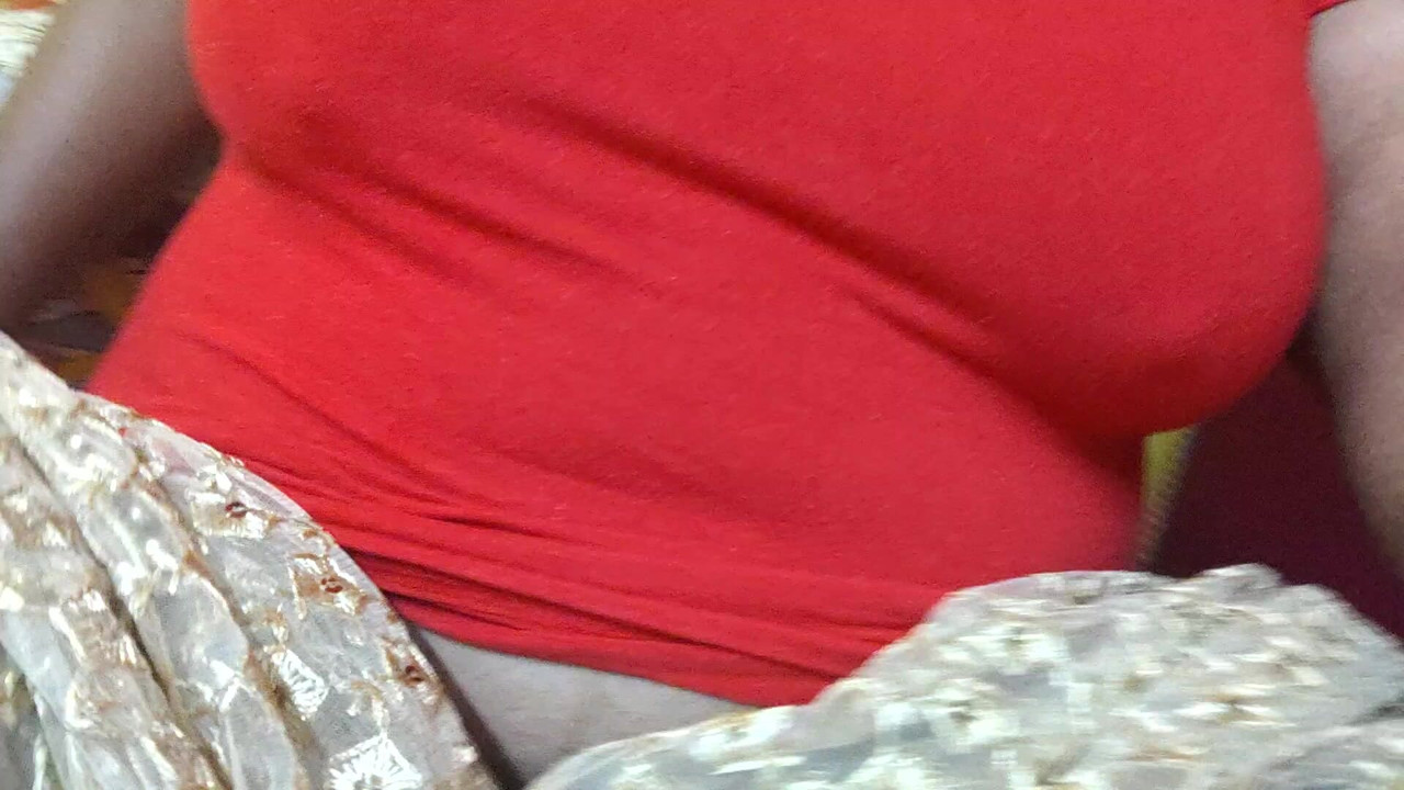 Mango tamil aunty small moolai