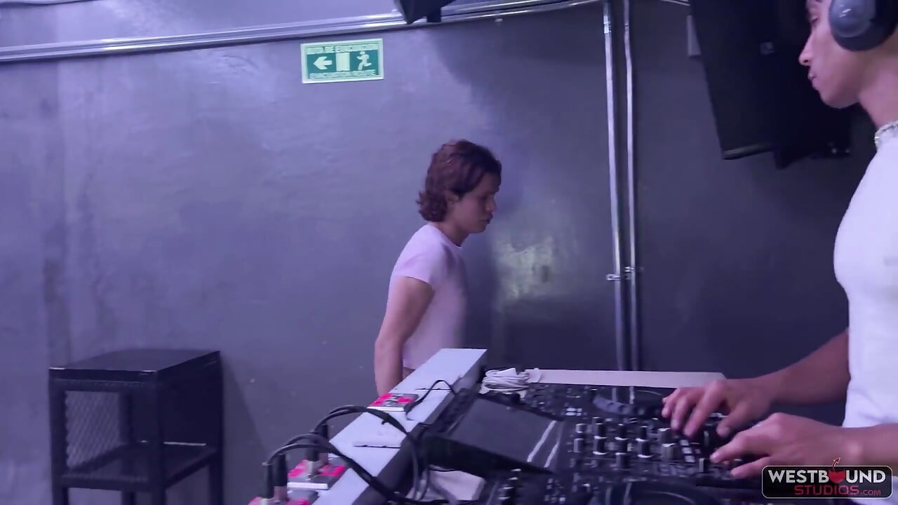 Keruboy Twink Fucks Rod Soho Raw After Dj Lesson