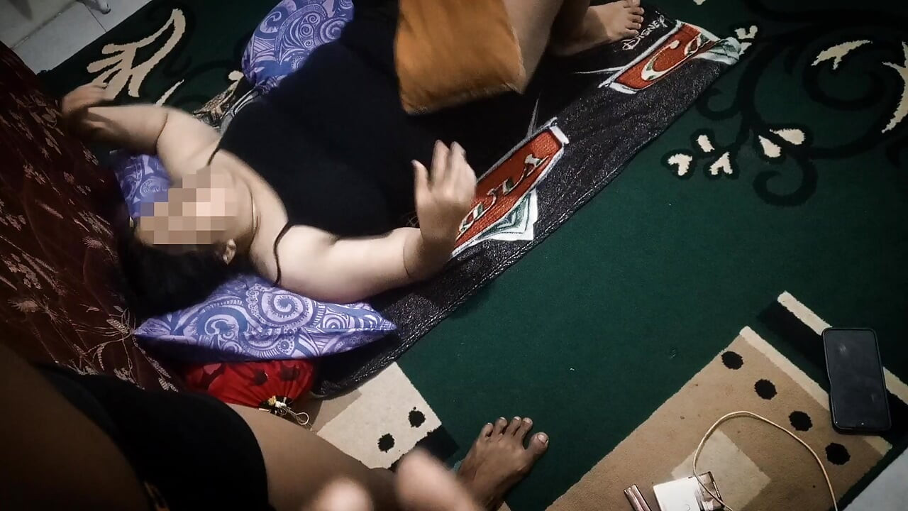 She Is Very Horny and Wants to Be Fucked