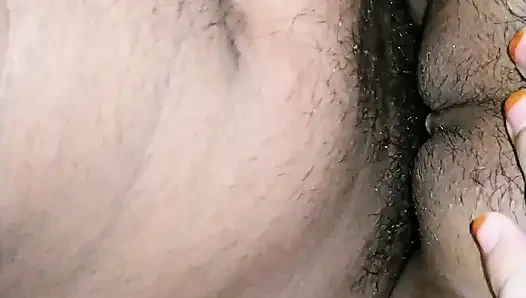 Tam çıplak desi tarzı sikiş videosu