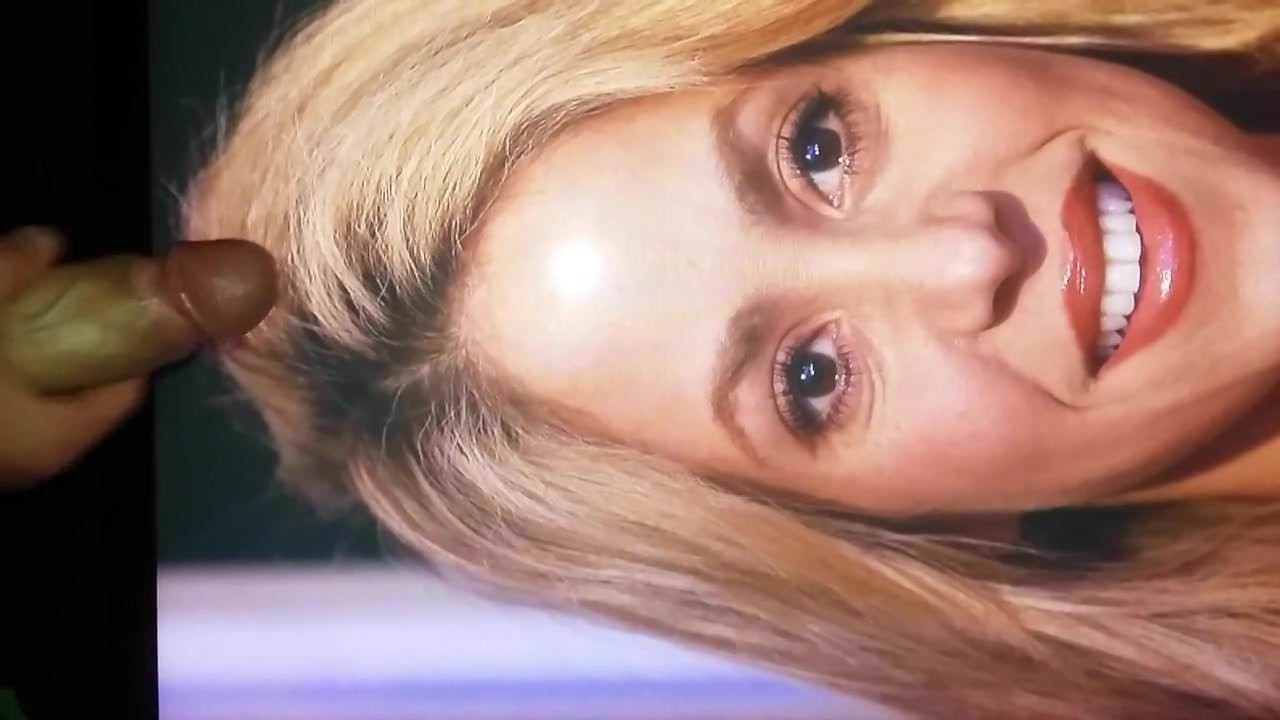 Shakira cum tribute #5 over TV