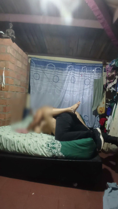 Niece sucking her uncle's cock for the first time | Clip 1