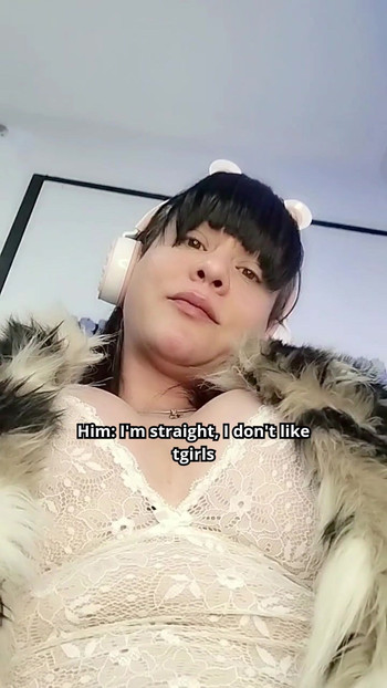 私はあなたの夢の女の子ですか?