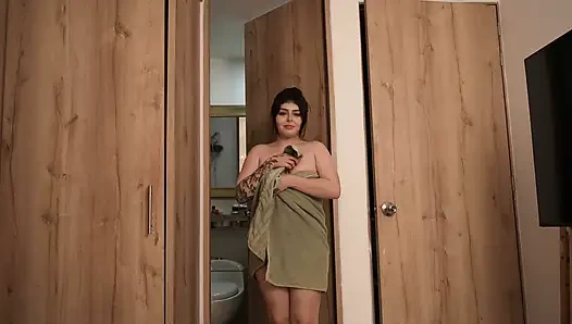 POV My Girlfriend Rides Me After the GYM Sweaty and Horny