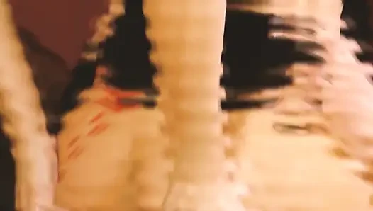 Hatunlar azgın sahne 1 külotlu esmer orta yaşlı seksi kadın büyük bir yarakla sert sikişiyor