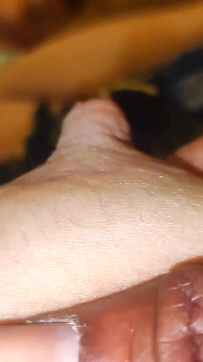 hindi landsbyjente Neha er pupper og cumshot fitte massasje | Klipp 1