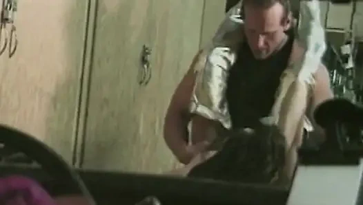 Versaute Taxifahrt: Heiße Action im Auto